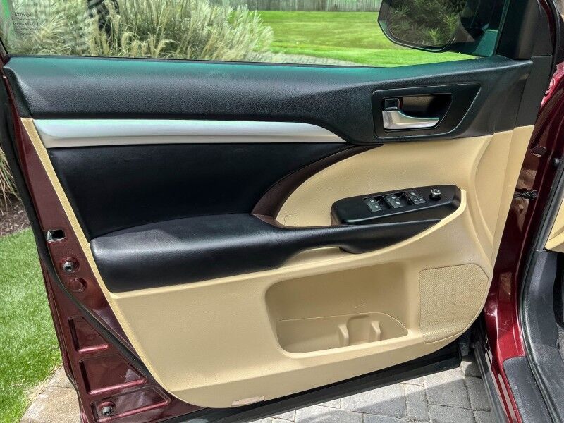 2019 Toyota Highlander XLE Wilmington NC