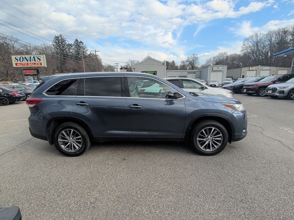 2019 Toyota Highlander XLE Worcester MA