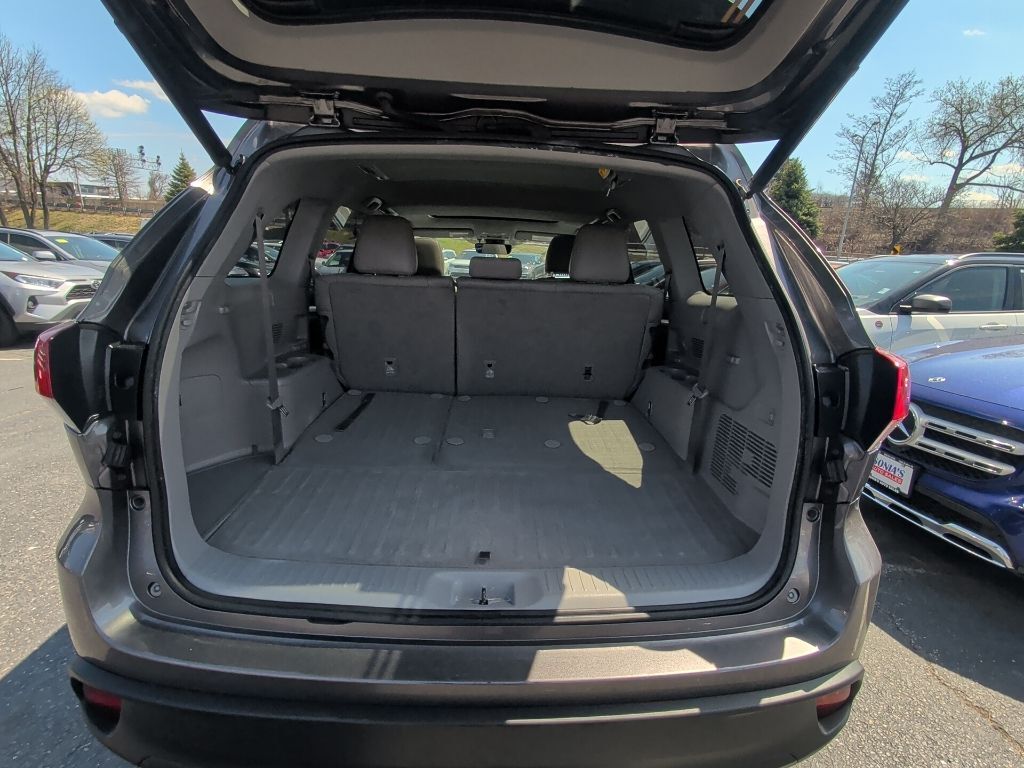 2019 Toyota Highlander XLE Worcester MA