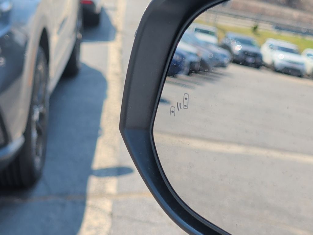 2019 Toyota Highlander XLE Worcester MA