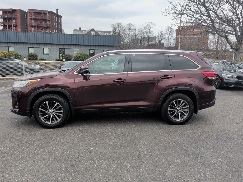 2019 Toyota Highlander XLE Worcester MA