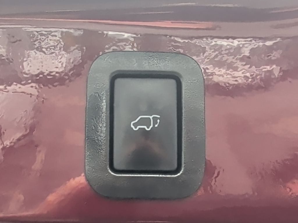 2019 Toyota Highlander XLE Worcester MA