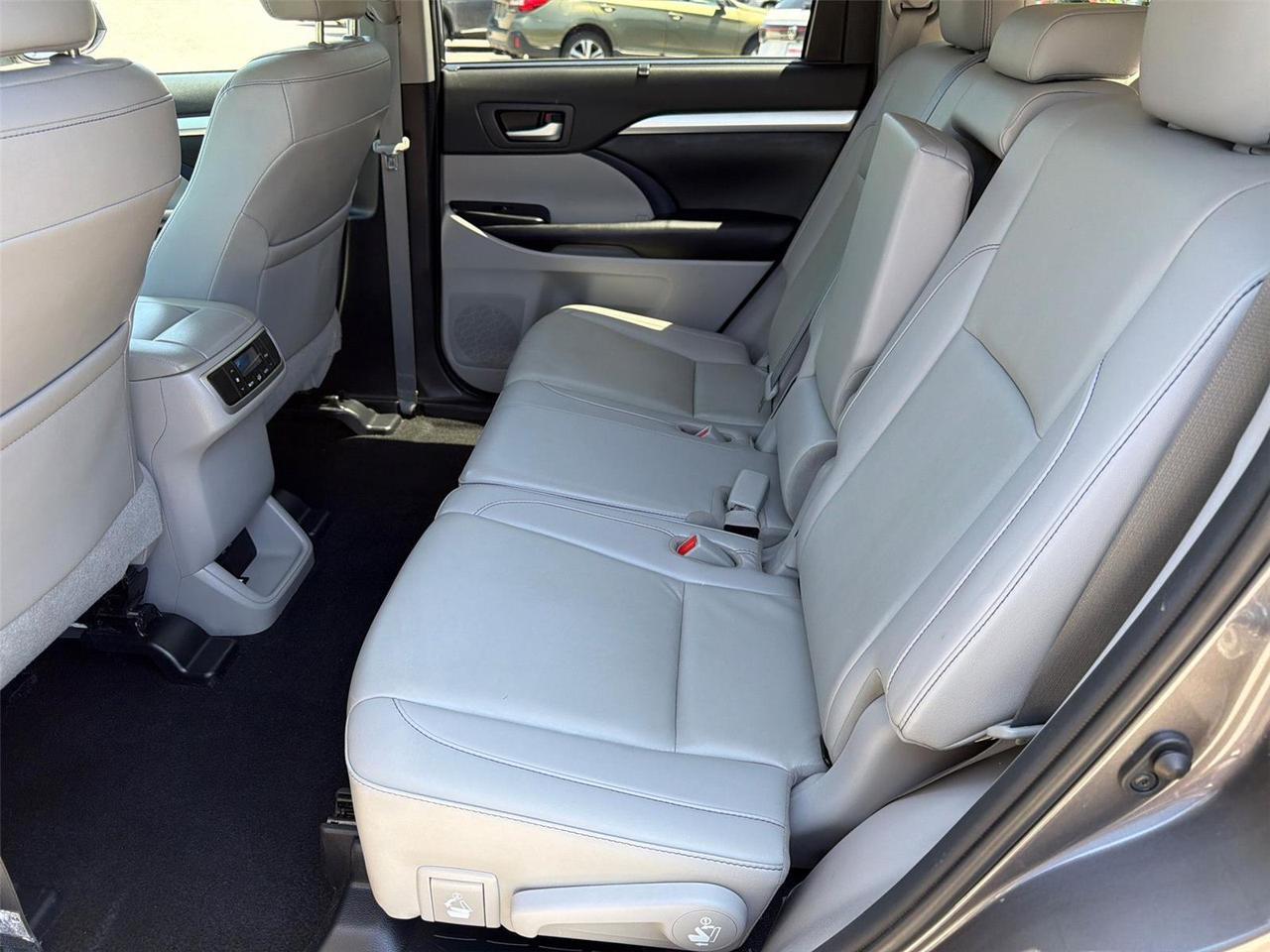 2019 Toyota Highlander XLE Hagerstown MD