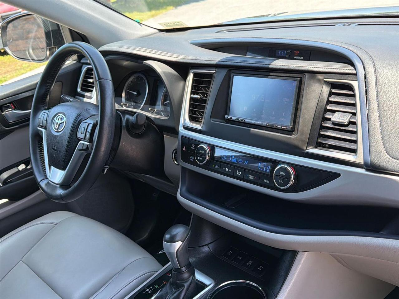 2019 Toyota Highlander XLE Hagerstown MD