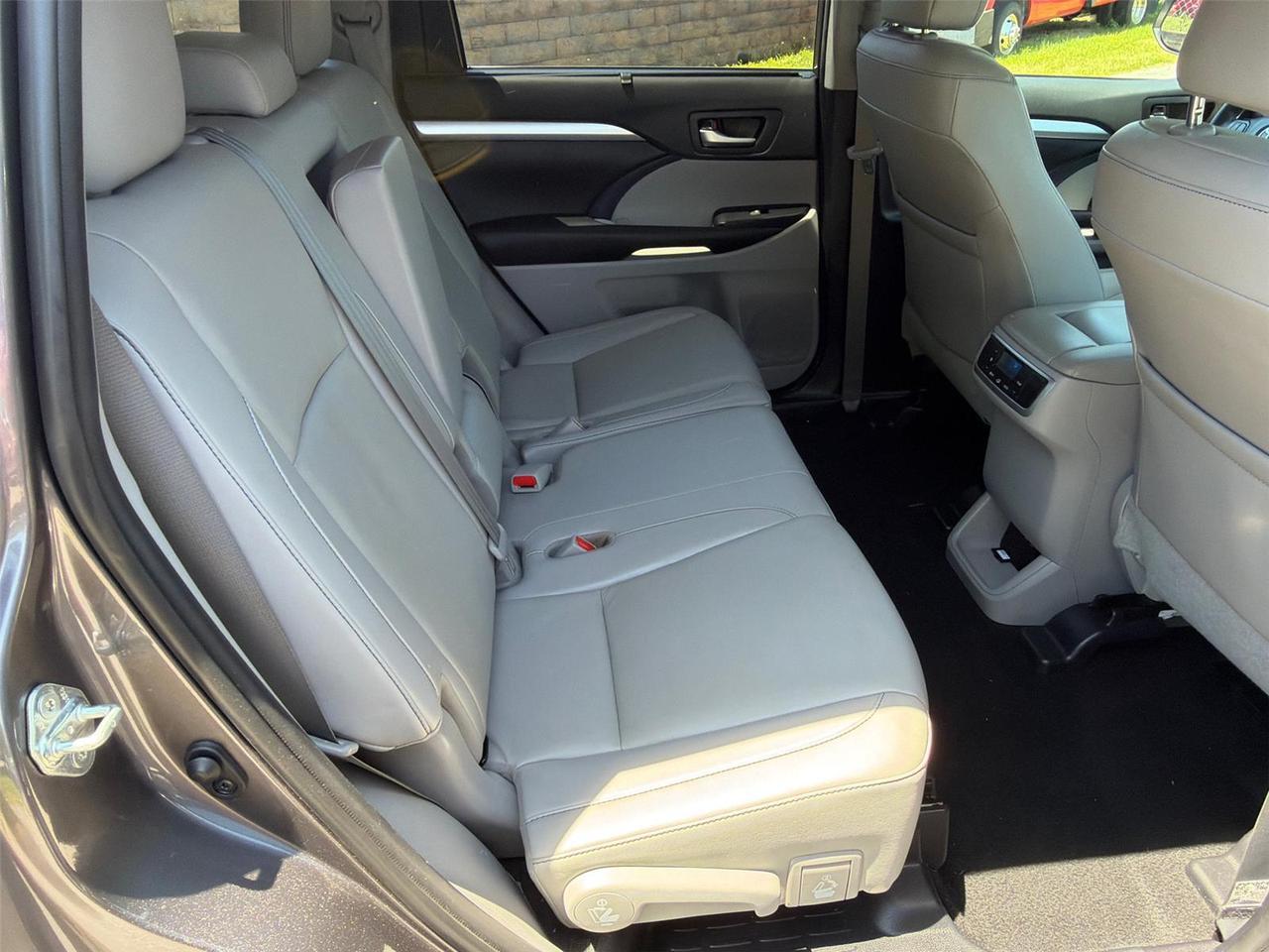 2019 Toyota Highlander XLE Hagerstown MD