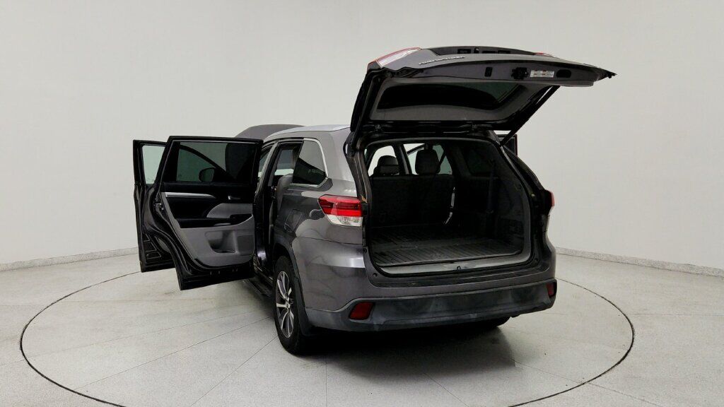 2019 Toyota Highlander XLE Laurel MD