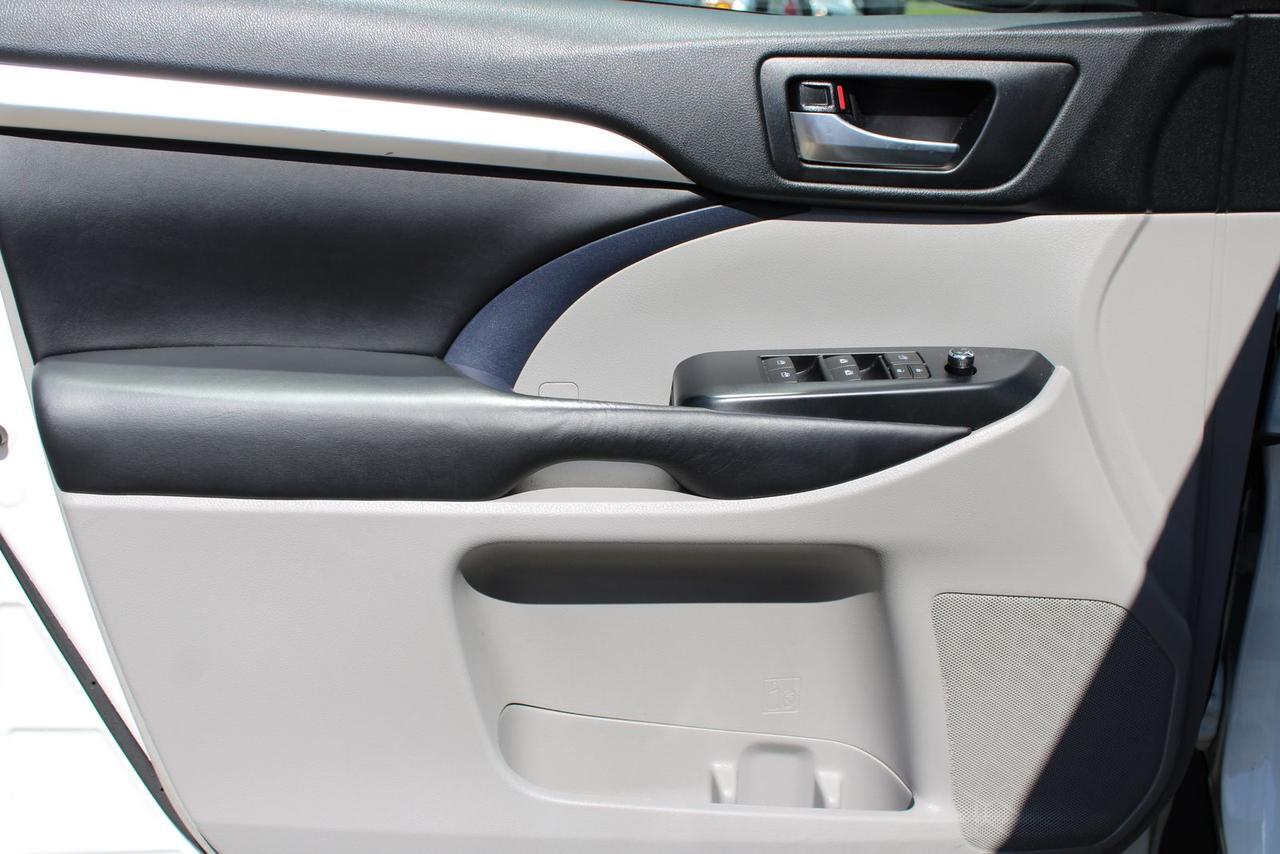 2019 Toyota Highlander XLE Fredericksburg VA