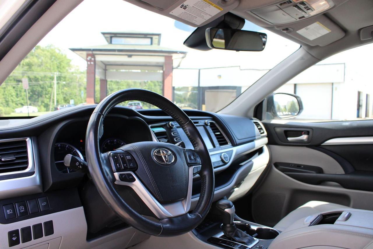 2019 Toyota Highlander XLE Fredericksburg VA