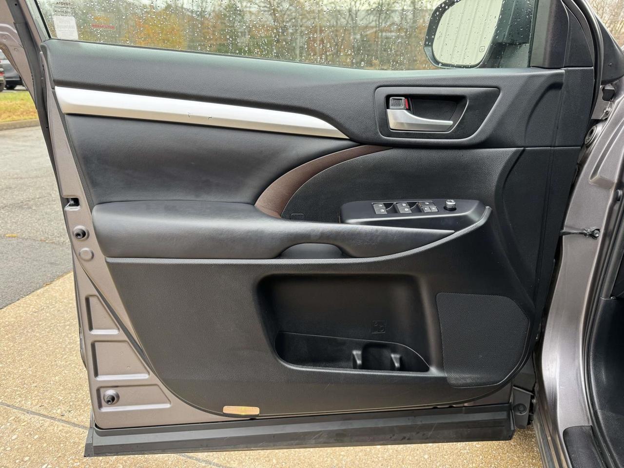 2019 Toyota Highlander XLE Fredericksburg VA