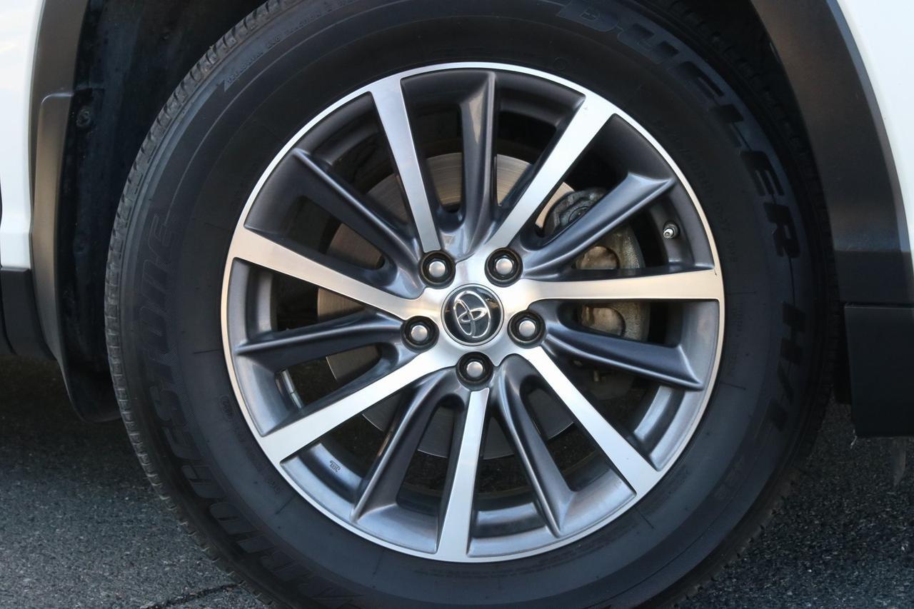 2019 Toyota Highlander XLE Fredericksburg VA