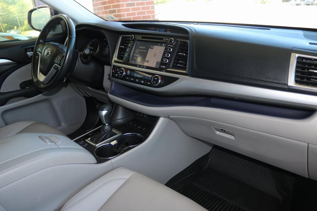 2019 Toyota Highlander XLE Fredericksburg VA