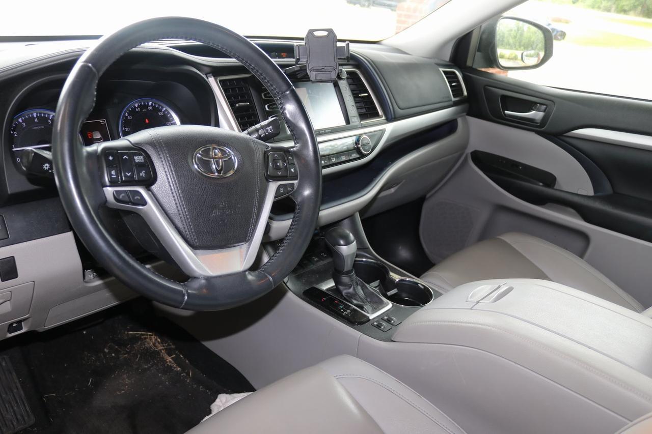 2019 Toyota Highlander XLE Fredericksburg VA