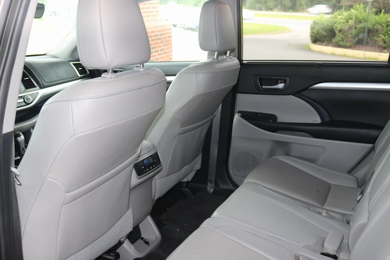 2019 Toyota Highlander XLE Fredericksburg VA