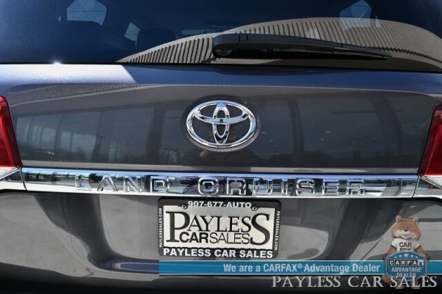 2019 Toyota Land Cruiser / 4X4 / Heated & Cooled Leather Seats / Heated Steering Wheel / NAV / Sunroof / Auto Start / JBL Speakers / Sunroof / Blind Spot Alert / Lane & Collision Alert / 3rd Row / Seats 8 / Bluetooth / Back Up Camera / Tow Pkg Anchorage AK