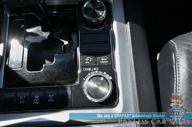 2019 Toyota Land Cruiser / 4X4 / Heated & Cooled Leather Seats / Heated Steering Wheel / NAV / Sunroof / Auto Start / JBL Speakers / Sunroof / Blind Spot Alert / Lane & Collision Alert / 3rd Row / Seats 8 / Bluetooth / Back Up Camera / Tow Pkg Anchorage AK