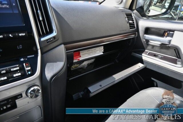 2019 Toyota Land Cruiser / 4X4 / Heated & Cooled Leather Seats / Heated Steering Wheel / NAV / Sunroof / Auto Start / JBL Speakers / Sunroof / Blind Spot Alert / Lane & Collision Alert / 3rd Row / Seats 8 / Bluetooth / Back Up Camera / Tow Pkg Anchorage AK