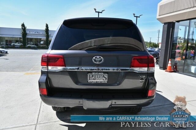 2019 Toyota Land Cruiser / 4X4 / Heated & Cooled Leather Seats / Heated Steering Wheel / NAV / Sunroof / Auto Start / JBL Speakers / Sunroof / Blind Spot Alert / Lane & Collision Alert / 3rd Row / Seats 8 / Bluetooth / Back Up Camera / Tow Pkg Anchorage AK