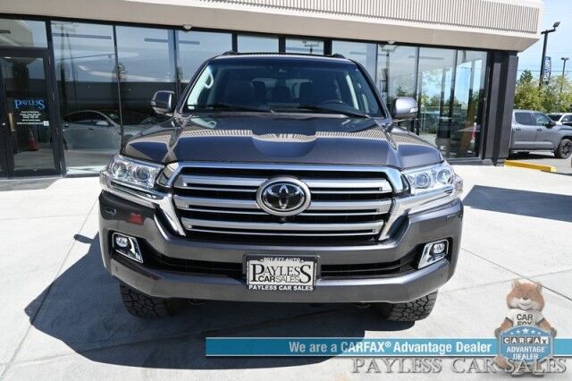 2019 Toyota Land Cruiser / 4X4 / Heated & Cooled Leather Seats / Heated Steering Wheel / NAV / Sunroof / Auto Start / JBL Speakers / Sunroof / Blind Spot Alert / Lane & Collision Alert / 3rd Row / Seats 8 / Bluetooth / Back Up Camera / Tow Pkg Anchorage AK