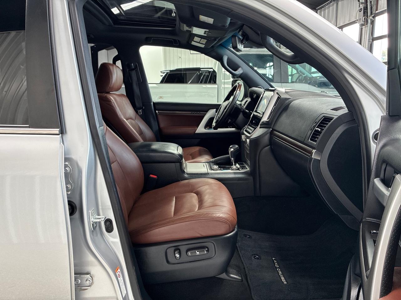 2019 Toyota Land Cruiser BFG All-Terrains, Apple CarPlay Houston TX