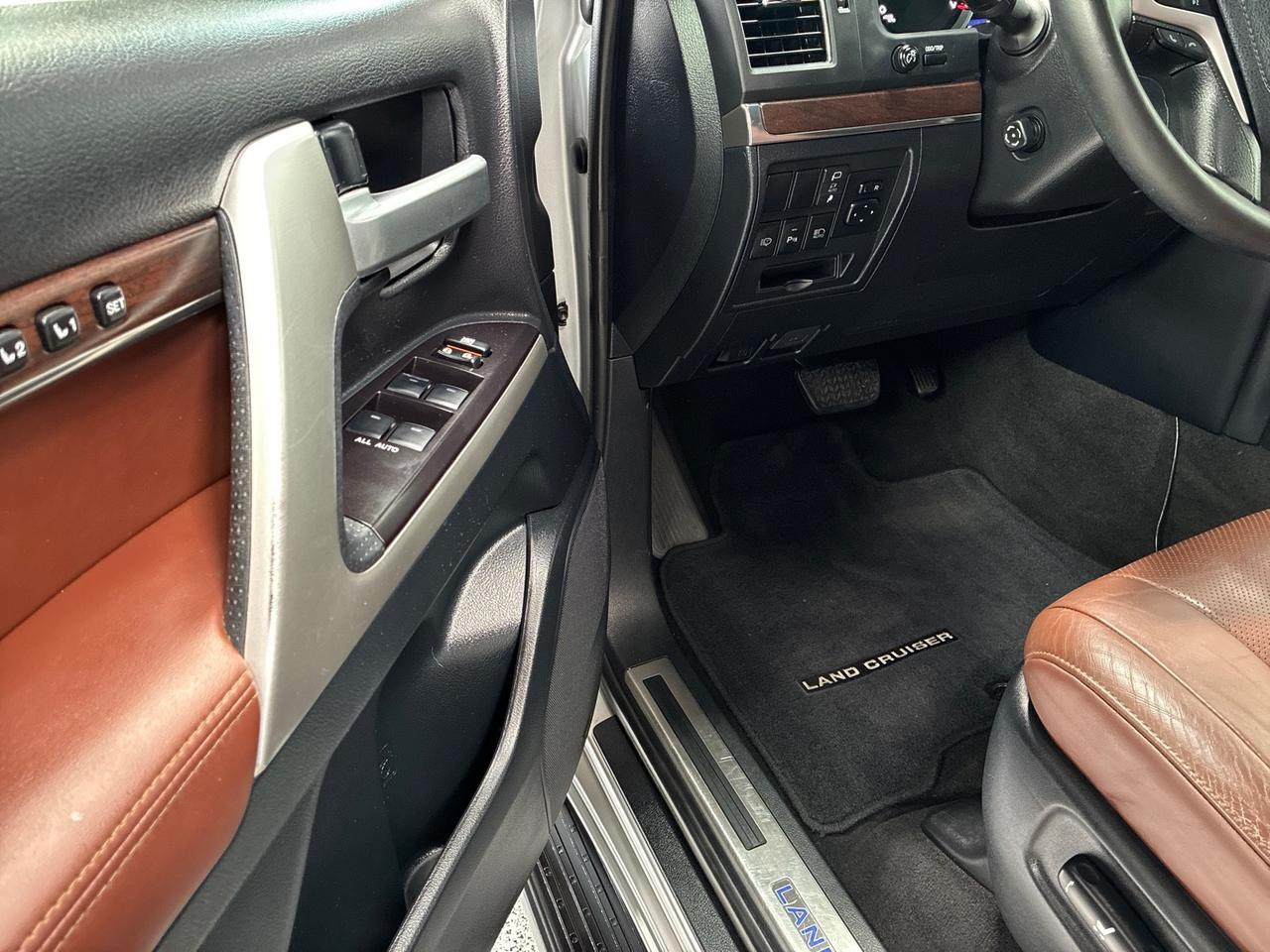 2019 Toyota Land Cruiser BFG All-Terrains, Apple CarPlay Houston TX