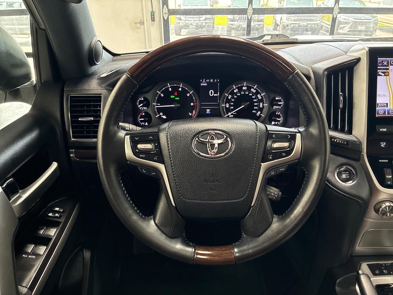 2019 Toyota Land Cruiser BFG All-Terrains, Apple CarPlay Houston TX