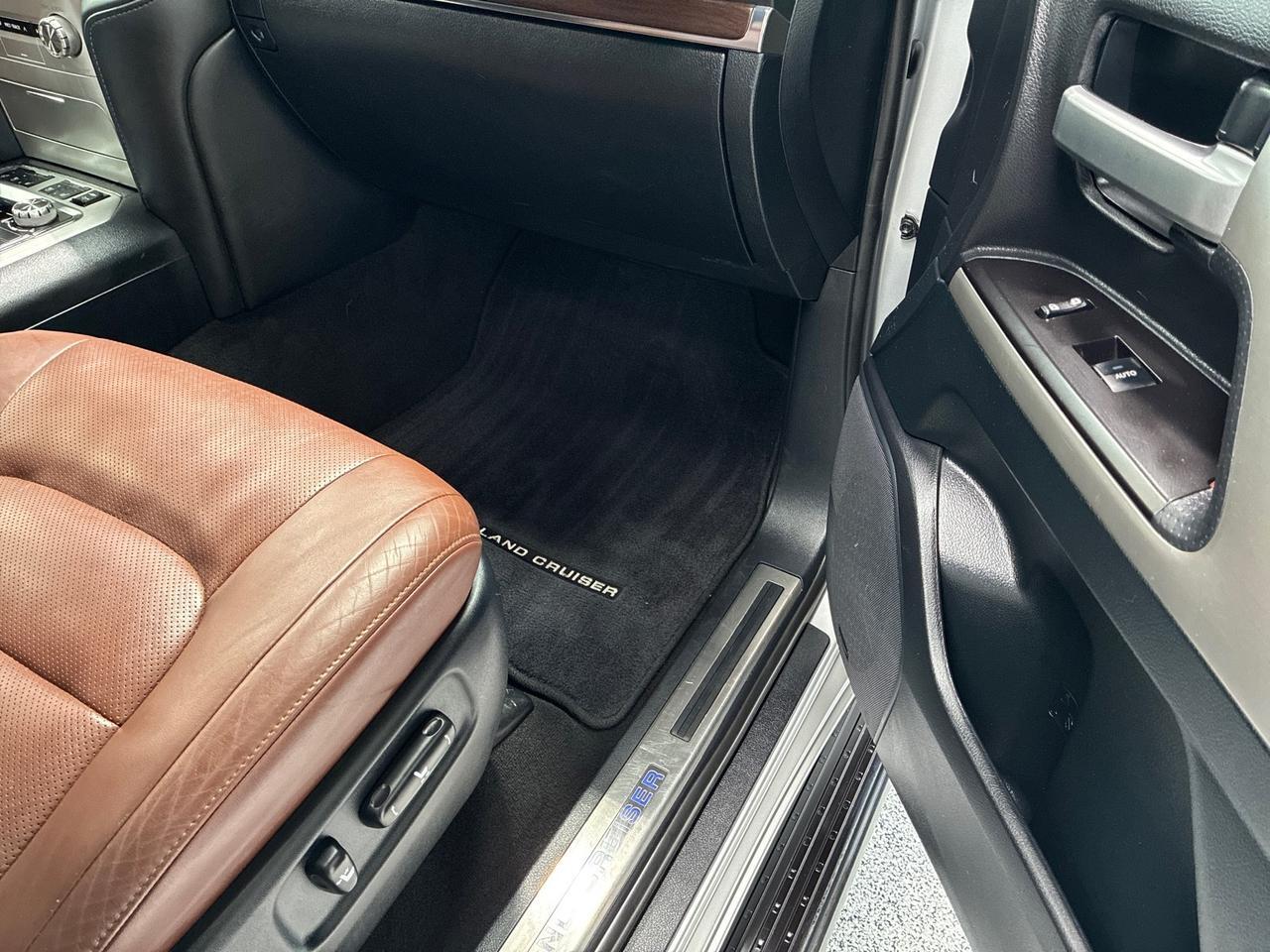 2019 Toyota Land Cruiser BFG All-Terrains, Apple CarPlay Houston TX