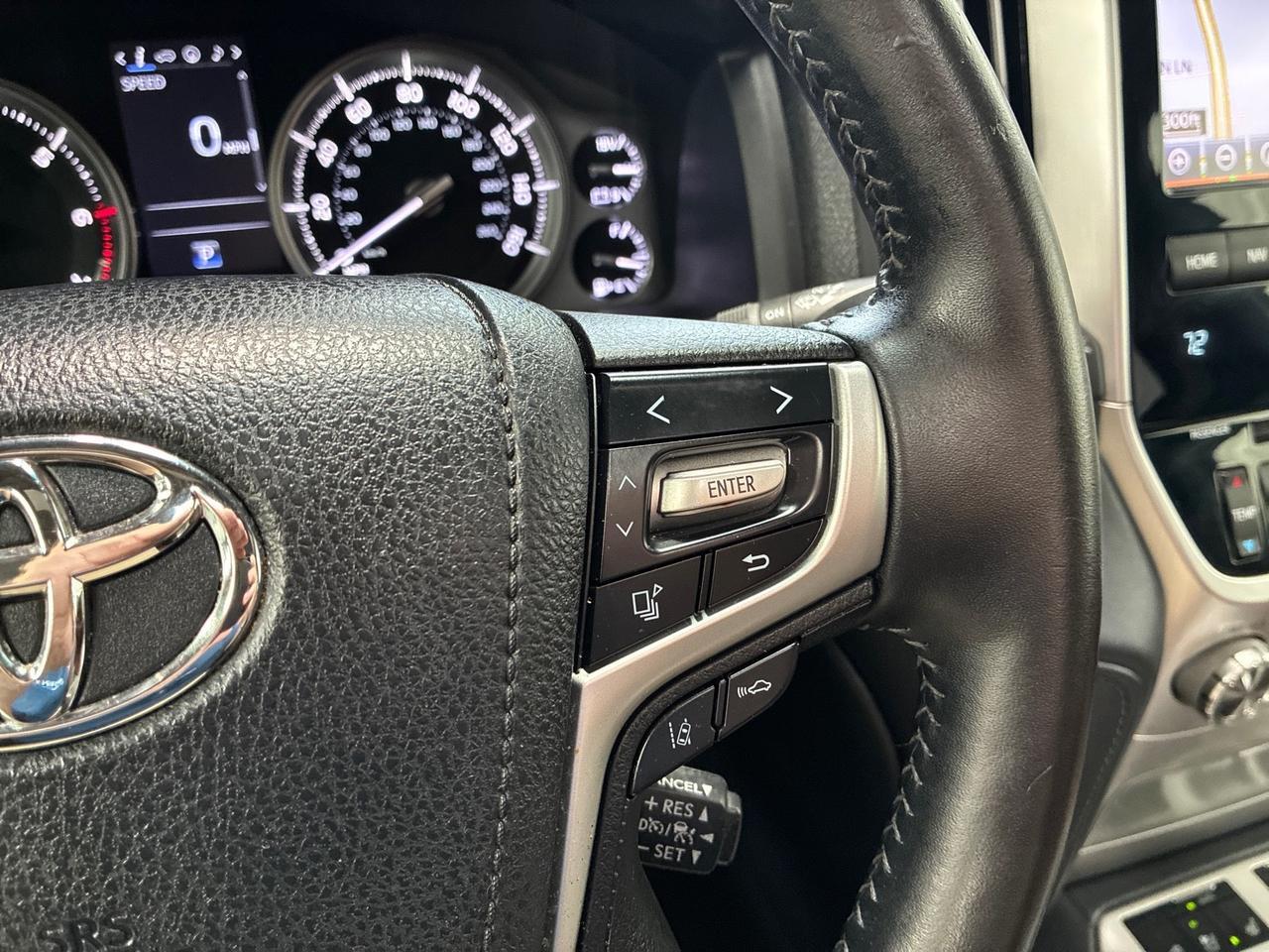 2019 Toyota Land Cruiser BFG All-Terrains, Apple CarPlay Houston TX