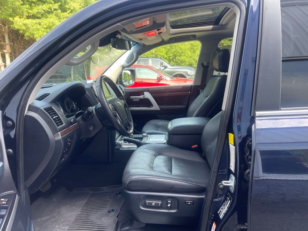 2019 Toyota Land Cruiser Base Orange MA