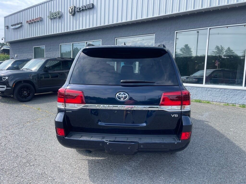 2019 Toyota Land Cruiser Base Orange MA