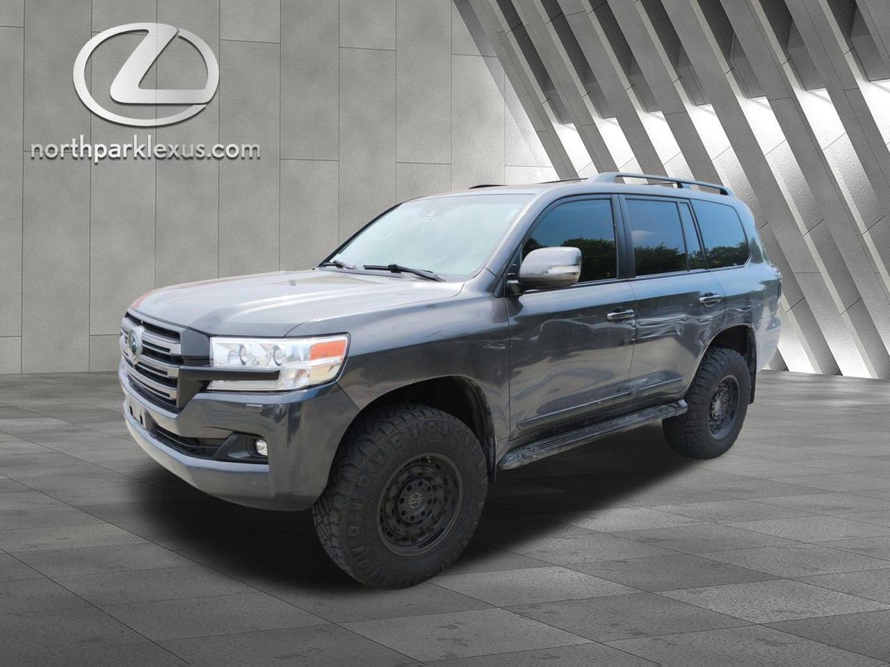 2019 Toyota Land Cruiser VXR