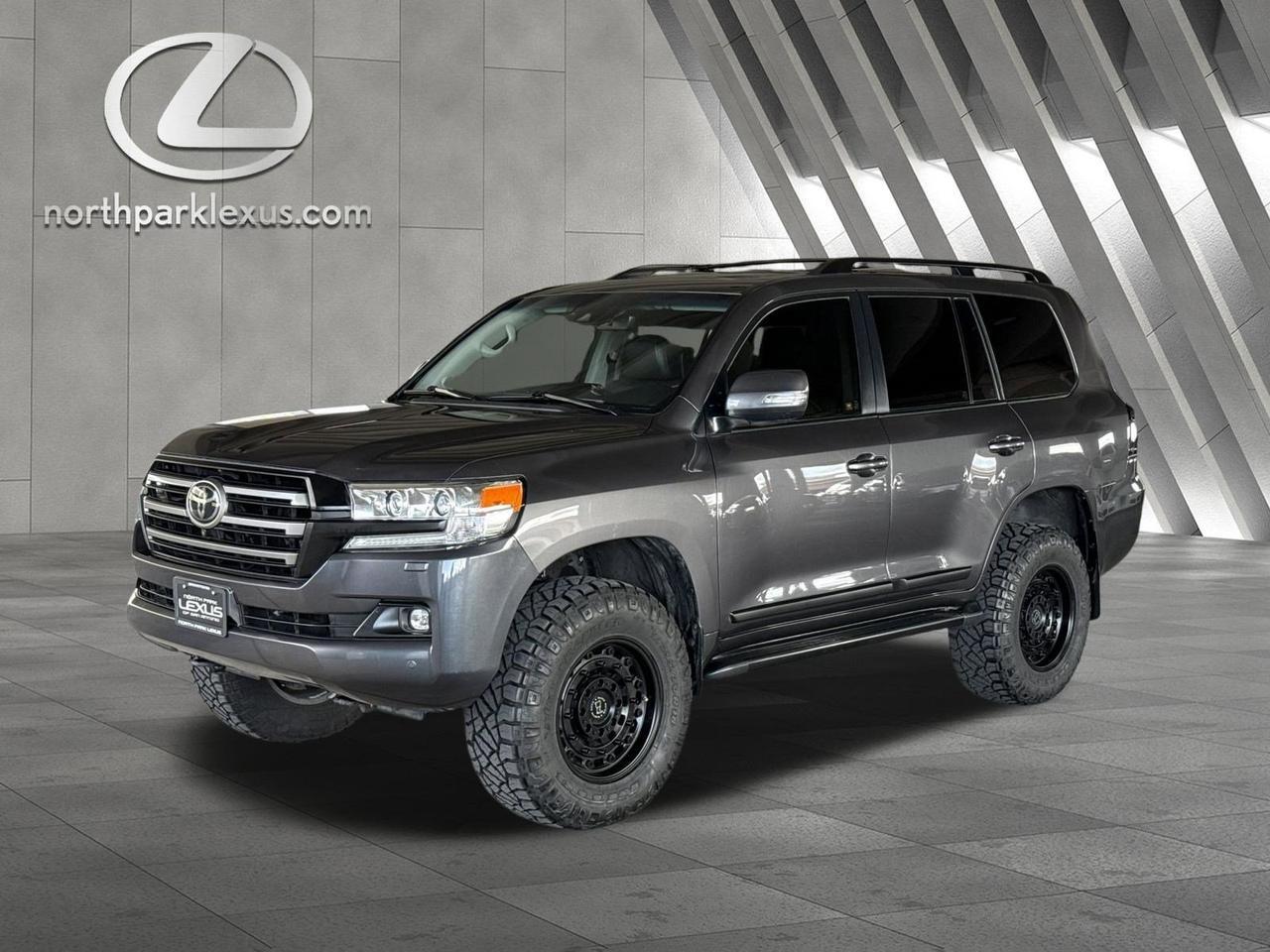 2019 Toyota Land Cruiser VXR