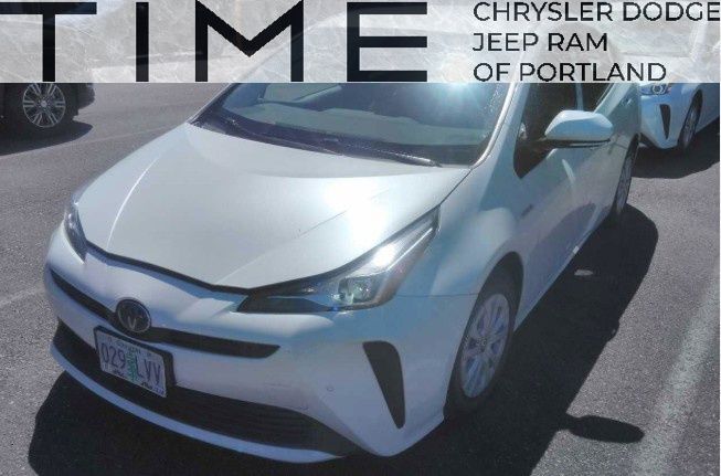2019 Toyota Prius LE