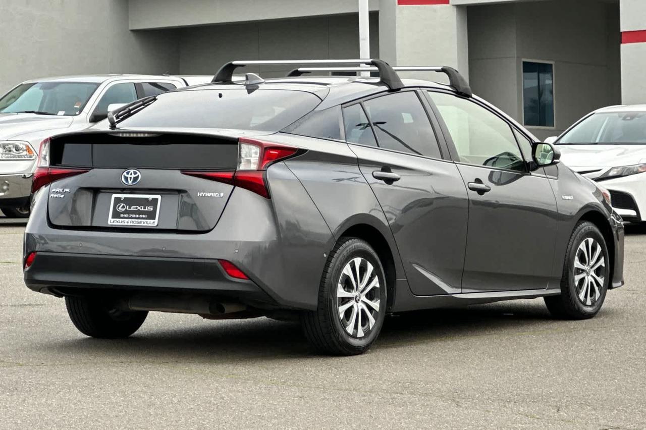 2019 Toyota Prius LE