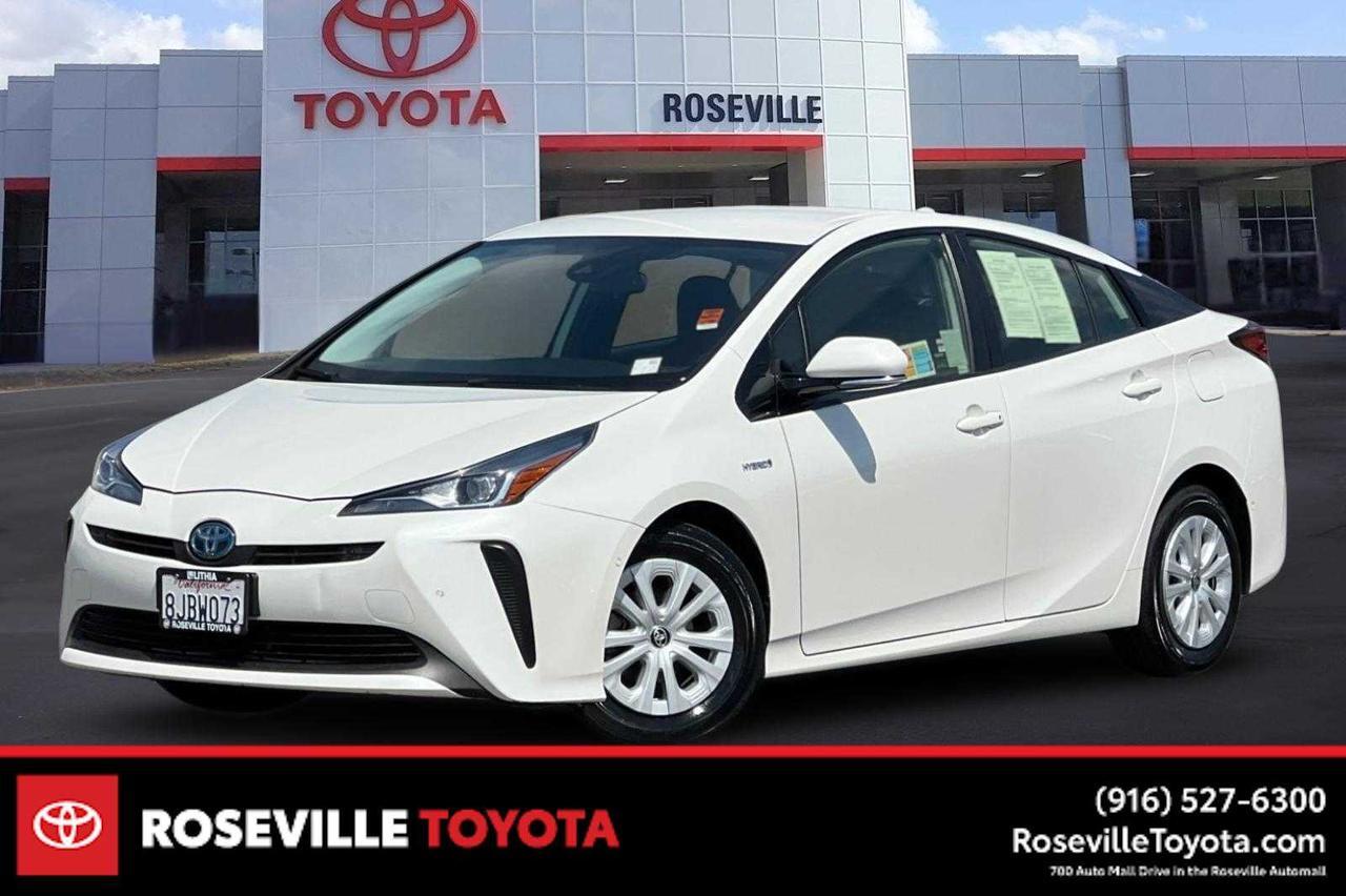 2019 Toyota Prius LE