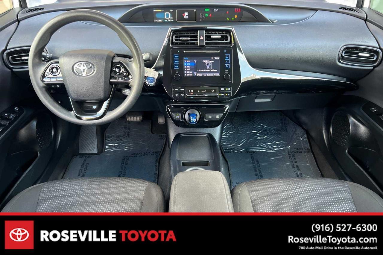 2019 Toyota Prius LE