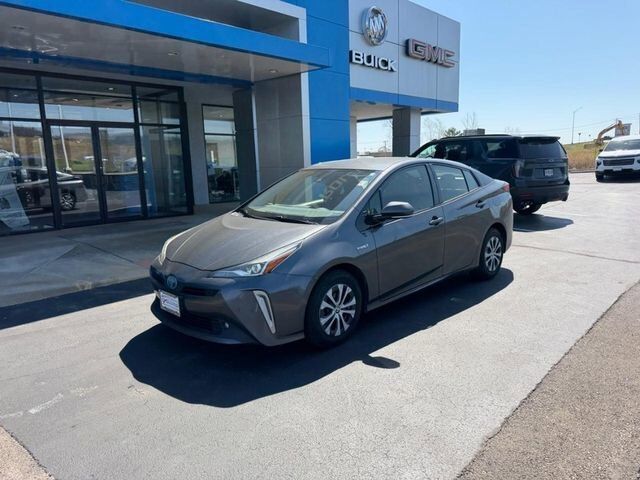 2019 Toyota Prius LE