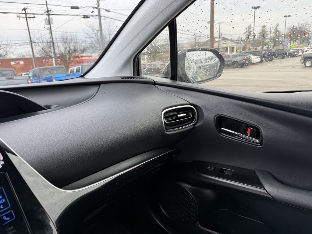 2019 Toyota Prius XLE AWD-e Crestwood KY