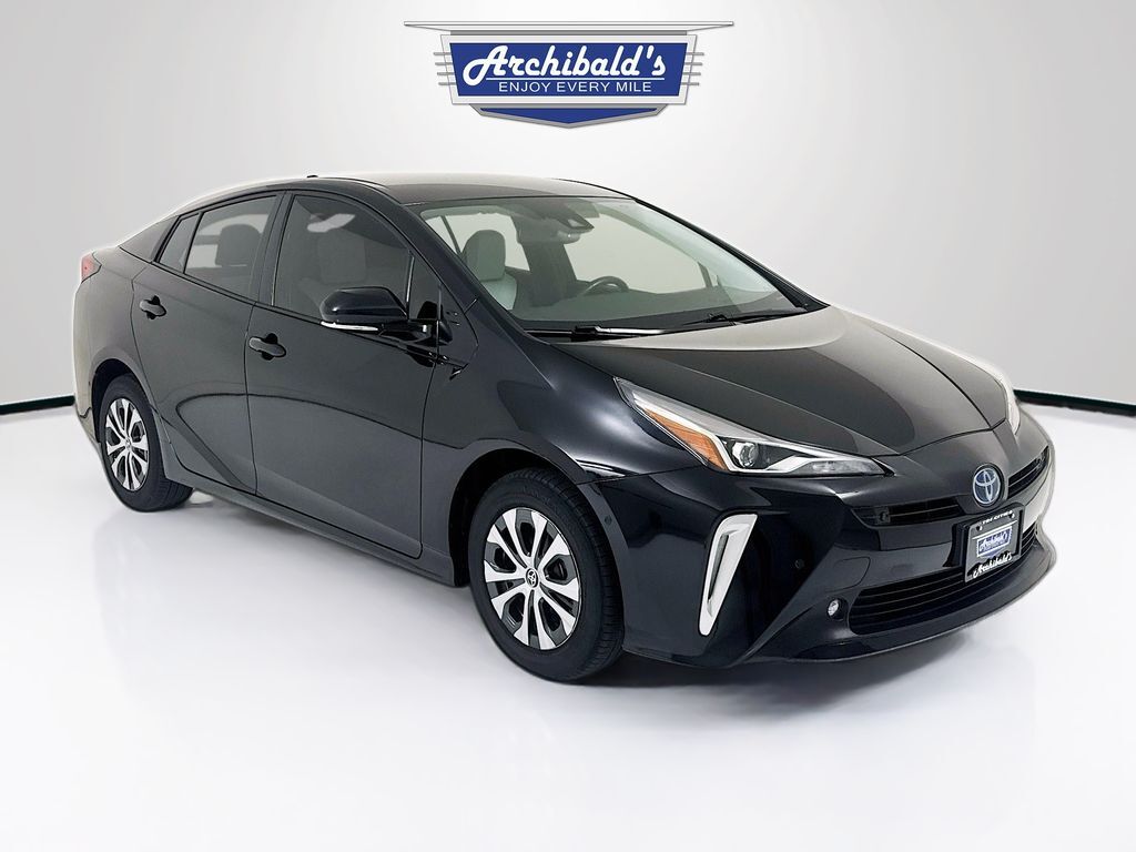 2019 Toyota Prius XLE AWD-e