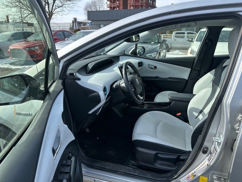 2019 Toyota Prius XLE AWD-e Worcester MA 2019 Toyota Prius XLE AWD-e Worcester MA