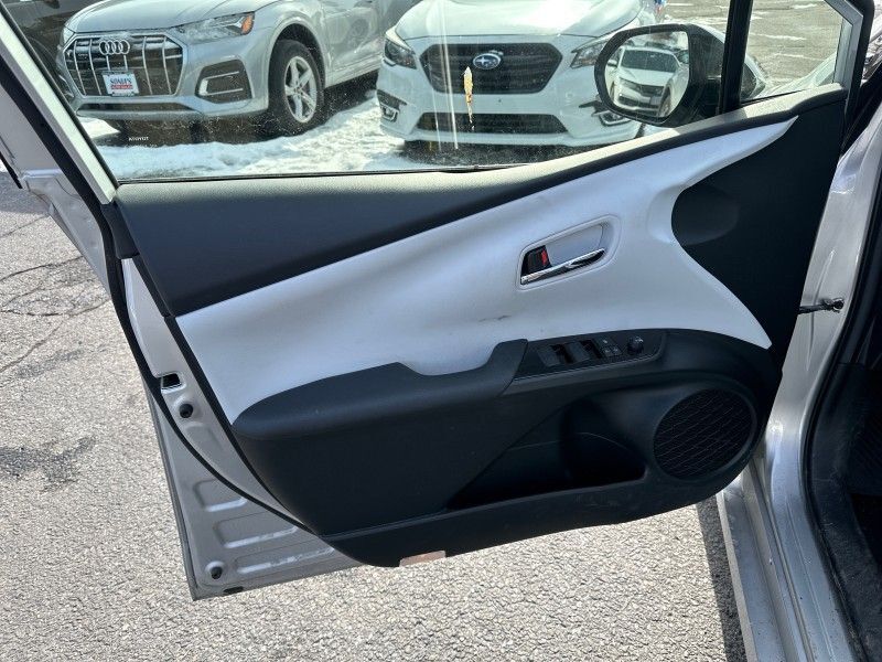 2019 Toyota Prius XLE AWD-e Worcester MA