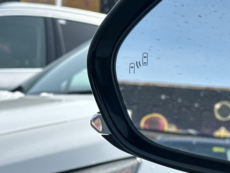 2019 Toyota Prius XLE AWD-e Worcester MA