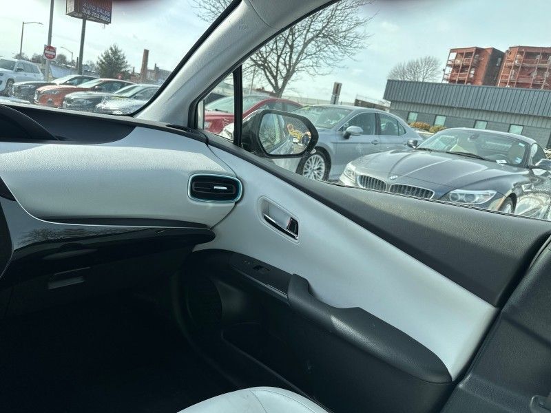 2019 Toyota Prius XLE AWD-e Worcester MA