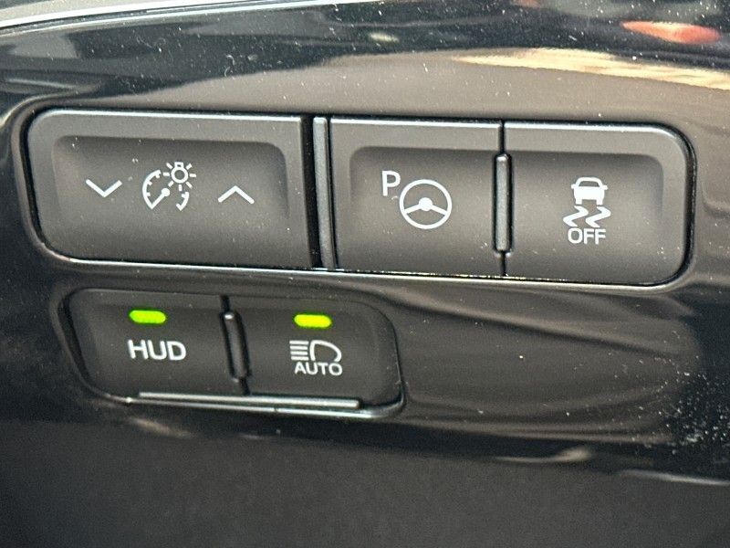 2019 Toyota Prius XLE AWD-e Worcester MA