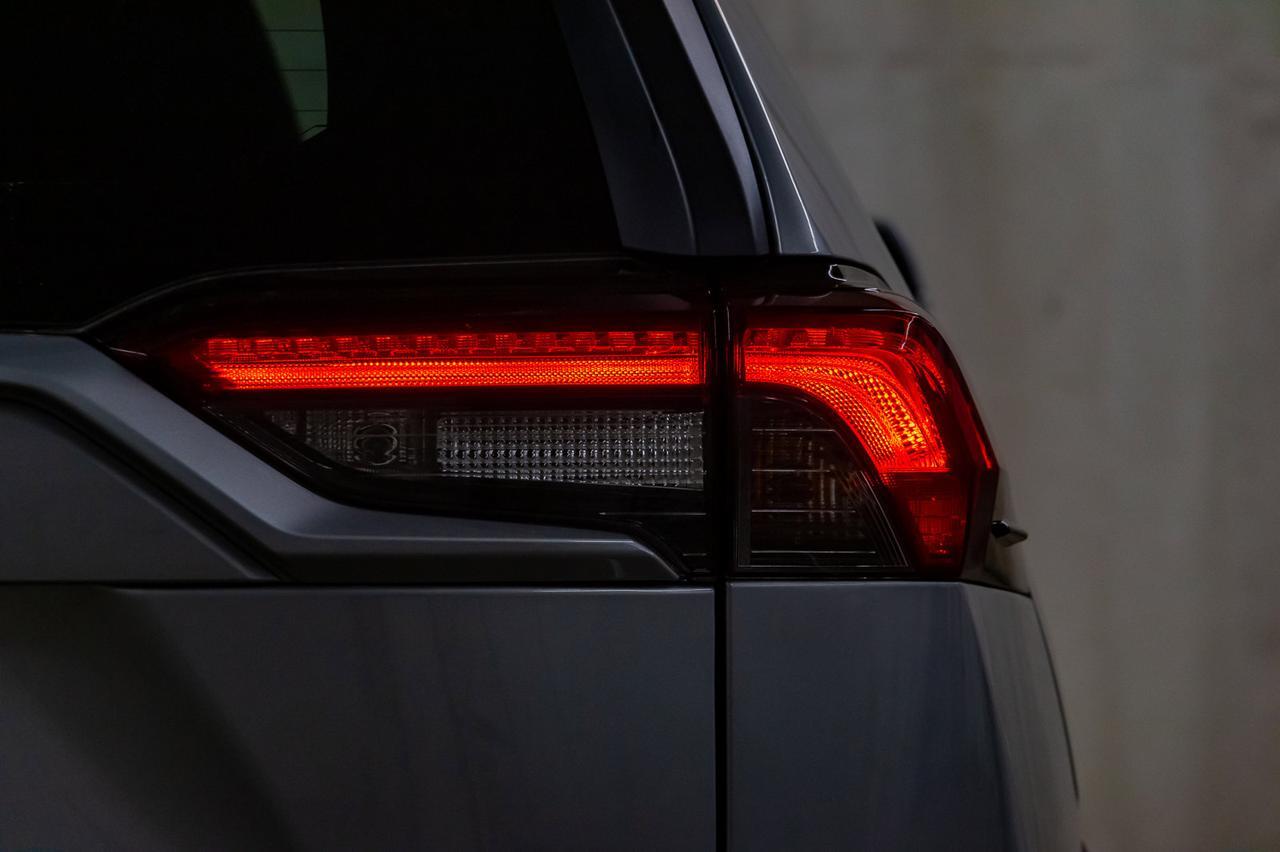 2019 Toyota RAV4 AWD LE BCam Red Deer AB