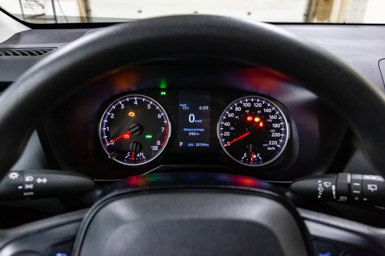 2019 Toyota RAV4 AWD LE BCam Red Deer AB