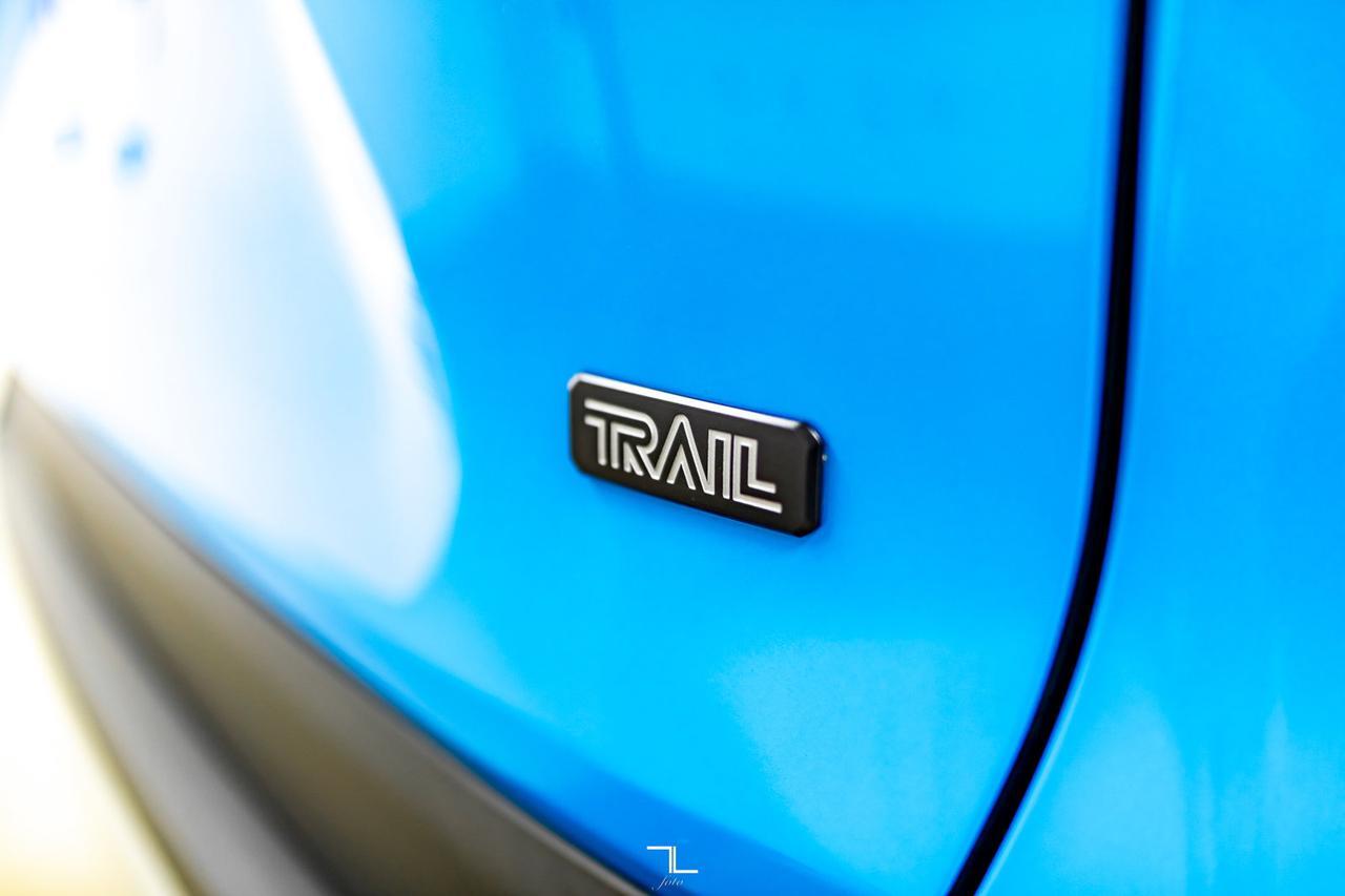 2019 Toyota RAV4 AWD Trail Leather Roof BCam Red Deer AB