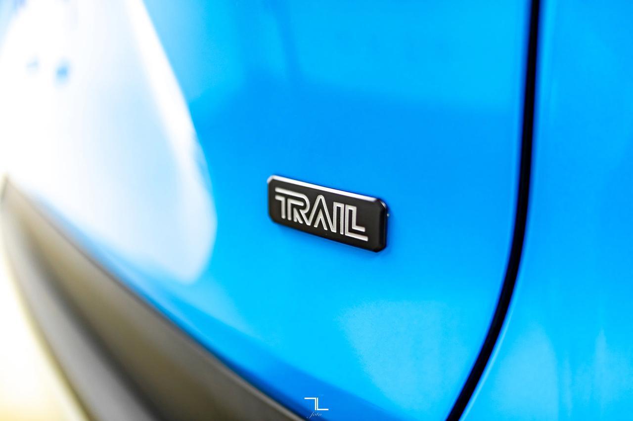 2019 Toyota RAV4 AWD Trail Leather Roof BCam Red Deer AB