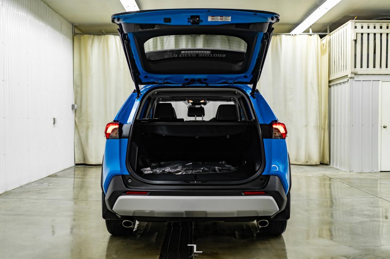 2019 Toyota RAV4 AWD Trail Leather Roof BCam Red Deer AB