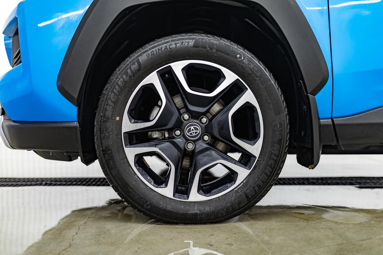 2019 Toyota RAV4 AWD Trail Leather Roof BCam Red Deer AB