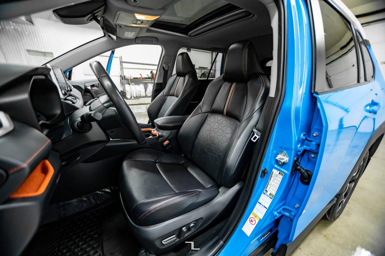 2019 Toyota RAV4 AWD Trail Leather Roof BCam Red Deer AB